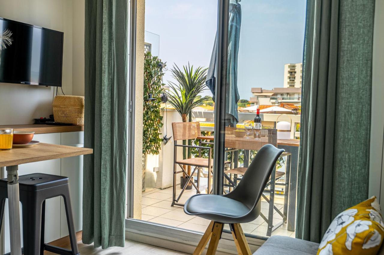 Piton Des Neiges - Nid Douillet Terrasse Vue Port Appartement Arcachon Buitenkant foto